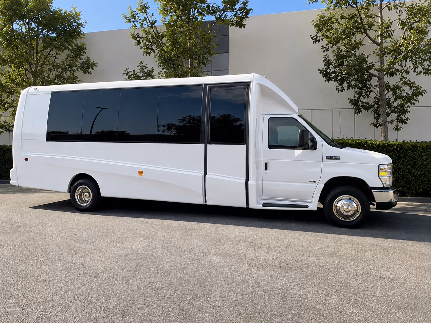 livonia corporate event transportation